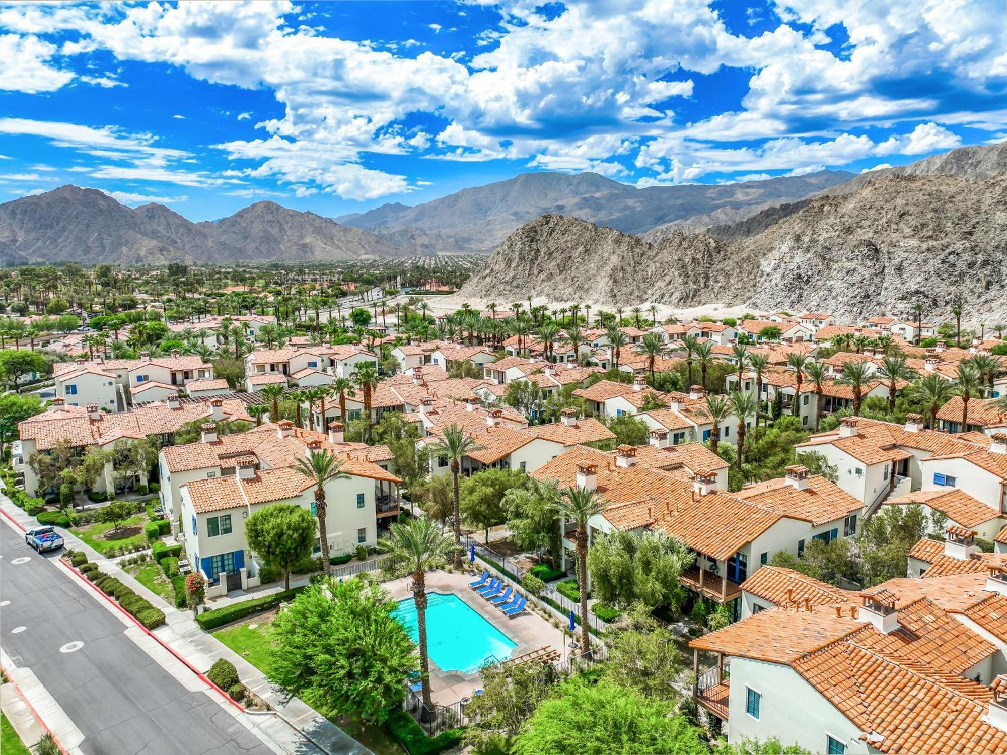 Luxurious Villa With Majestic Mountain View, 12 Pools, Spas, Ground Floor La Quinta Bagian luar foto